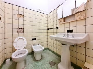 PH en venta en La Plata provincia de Buenos Aires, en calle 17 entre 63 y 64.