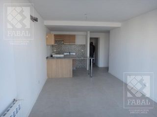 Departamento venta Centro, Casa Club Plaza, 1 dormitorio, baño y balcón