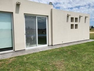 Foto 4 de Casa en alquiler en Brandsen