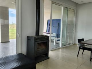 Foto 10 de Casa en alquiler en Brandsen