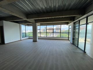 Foto 10 de oficina en arriendo en altamira. Cod A118137