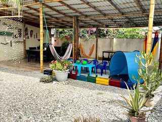 Puerto Cayo: Se Vende Casa en Zona Rural y Cerca del Mar en Puerto Cayo