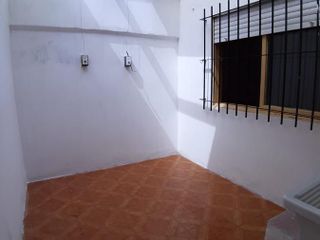 PH en venta - 2 dormitorios 1 baño - 50mts2 - La Plata