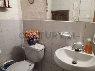 Foto 11 de En venta casa estilo Rustico Monteserrin