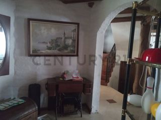 Foto 8 de En venta casa estilo Rustico Monteserrin