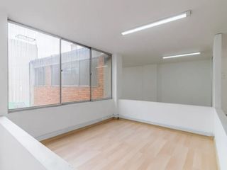 Foto 1 de oficina en arriendo/venta en chapinero. Cod V12063