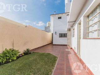 Foto 26 de Cálida casa en Lomas de Zamora con diseño funcional y entorno privilegiado