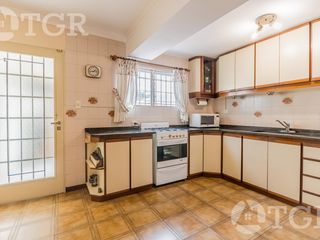 Foto 14 de Cálida casa en Lomas de Zamora con diseño funcional y entorno privilegiado