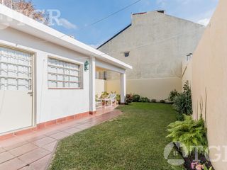 Foto 21 de Cálida casa en Lomas de Zamora con diseño funcional y entorno privilegiado