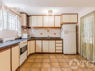 Foto 18 de Cálida casa en Lomas de Zamora con diseño funcional y entorno privilegiado