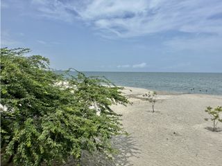 Venta de cabaña en conjunto frente de la playa, Don Jaca, Santa Marta