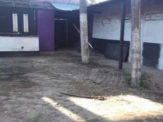 Foto 2 de LOTE DE 1000M2 CON MEJORAS SOBRE H. IRYGOYEN