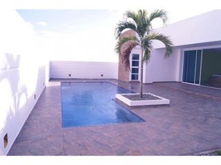 Foto 3 de SE VENDE HERMOSA CASA EN EL CONDOMINIO VILLA ESPERANZA