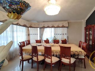 Foto 6 de Casa independiente en el  Valle de los Chillos, 5 Dormitorios, Oficinas, ideal para negocio, Armenia