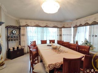 Foto 7 de Casa independiente en el  Valle de los Chillos, 5 Dormitorios, Oficinas, ideal para negocio, Armenia