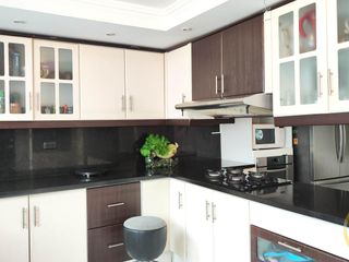 Foto 5 de Casa independiente en el  Valle de los Chillos, 5 Dormitorios, Oficinas, ideal para negocio, Armenia