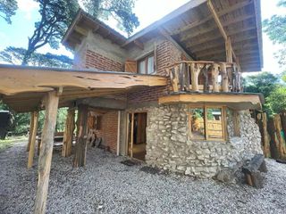 Casa en venta - 2 Dormitorios 2 Baños - Cocheras - 450Mts2 - Bosque de Peralta Ramos,Mar del Plata