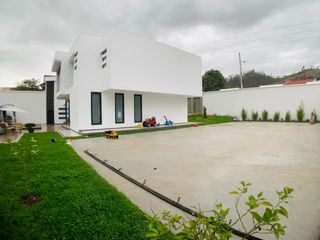 Foto 5 de Casa en venta ubicada en Ucubamba