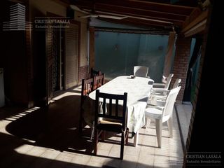 Casa 3 ambientes-Tipo Chalet   Oportunidad - Ituzaingó Norte