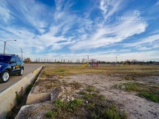 Foto 11 de VENTA Lote 300 m2 Barrio Semi-Privado &quotDistrito Moron" Maipu