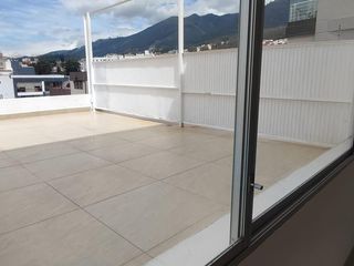 Quito Tenis, Departamento en renta, 110 m2, 2 habitaciones, 2 baños, 1 parqueadero