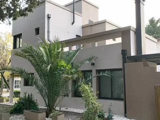 Foto 4 de Casa en venta en El Pato Country Club