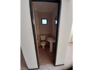 Foto 5 de AMPLIO DUPLEX 4 AMBIENTES EN ALQUILER