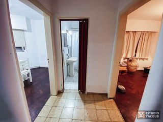 Casa en venta - 2 dormitorios 1 baño 1 cochera - 80mts2 - La Plata