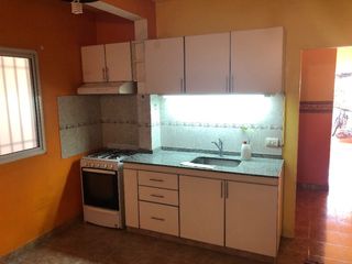 Foto 3 de Departamento en venta en Villa Luzuriaga