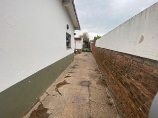 Casa / PH Fondo - Calle 33 entre 36 y 38 - Zona III - Miramar