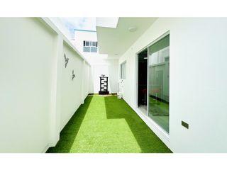 Foto 5 de CASAS EN URBANIZACIÓN TERRAZAS DE SANTA MARA EN MANTA