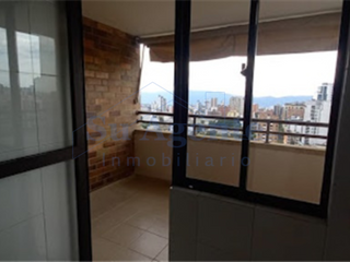 Apartamento En Venta Con Vista Exterior En Zona Residencial De Bucaramanga