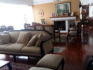 Foto 2 de Departamento de venta, Quito Tenis, 300 M2, piscina, gym, áreas verdes, $189.900