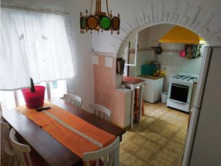Foto 2 de CASA 4 AMB + PH 2 AMB - BELGRANO 4400