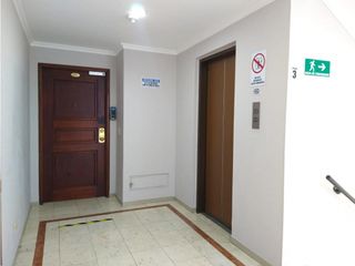 Oficina en Arriendo en Chicó reservado 124 m2