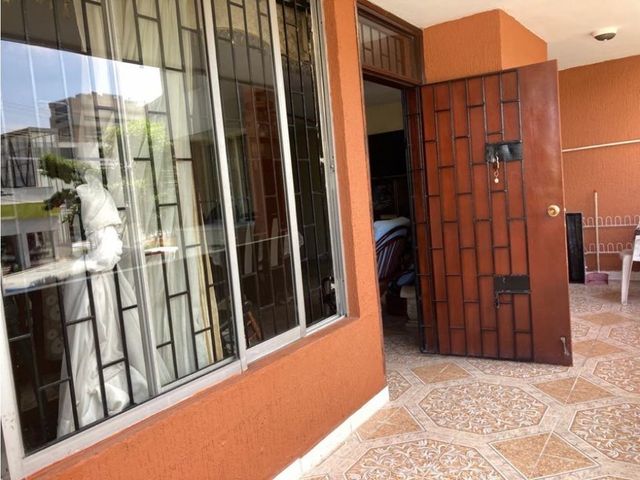 Se vende apto en el barrio alto prado de la ciudad de barranquilla