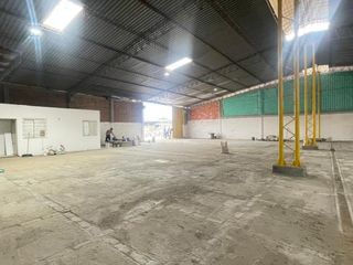 Foto 5 de bodega en arriendo en anillo vial oriental frente al jardin plaza. Cod A5109