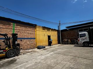 Foto 2 de bodega en arriendo en anillo vial oriental frente al jardin plaza. Cod A5109