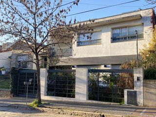 Casa en  VENTA - LIBERTADOR AL RIO- SAN FERNANDO