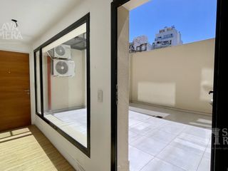 Hermoso  2 ambientes a estrenar con patio y balcon ! en Caballito