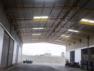 Foto 1 de Bodega - Norte de Guayaquil