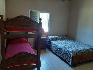 Chacra en venta - 3 Dormitorios 2 Baños - Cochera - 4,5 Ha - Lobos
