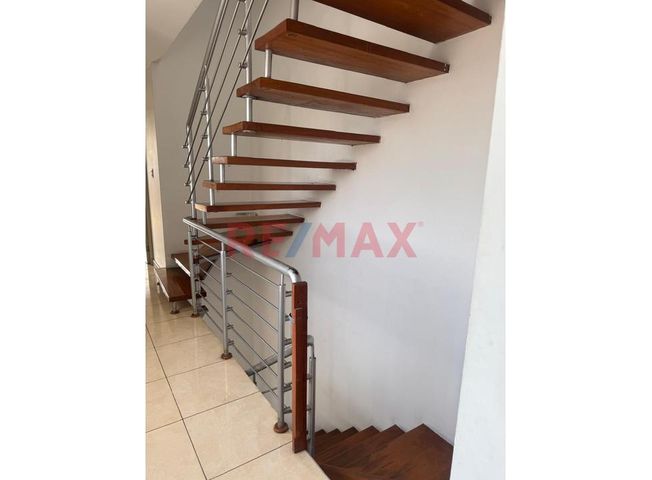 Departamento en Venta en Los Olivos - Więcej