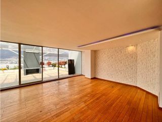 Quito Gonsalez Suarez   Penthouse  Moderna y de Lujo en RENTA