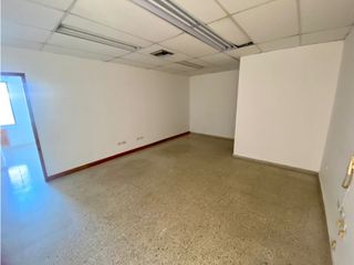 Foto 4 de OFICINA EN ARRIENDO EN EL EDIFICIO EL PRADO, SANTA MARTA