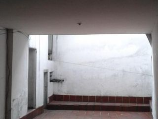 Foto 4 de VENDO EDIFICIO De 1000 M2 Barrio Chapinero para hotel u oficinas