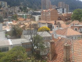 Foto 1 de VENDO EDIFICIO De 1000 M2 Barrio Chapinero para hotel u oficinas