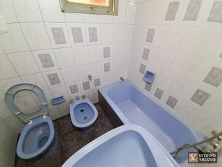 Departamento en venta - 2 dormitorios 1 baño - 70mts2 - La Plata