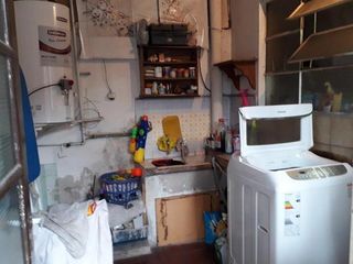 Foto 20 de PROPIEDAD EN BLOCK: LOCAL CON VIVIENDA Y DEPTO EN ITALIA  Y ALBERTI