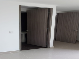 Foto 8 de apartamento en arriendo en la esmeralda. Cod A4413602